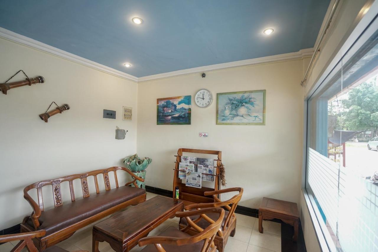 Oyo 448 Hotel Central Παλεμπάνγκ Εξωτερικό φωτογραφία